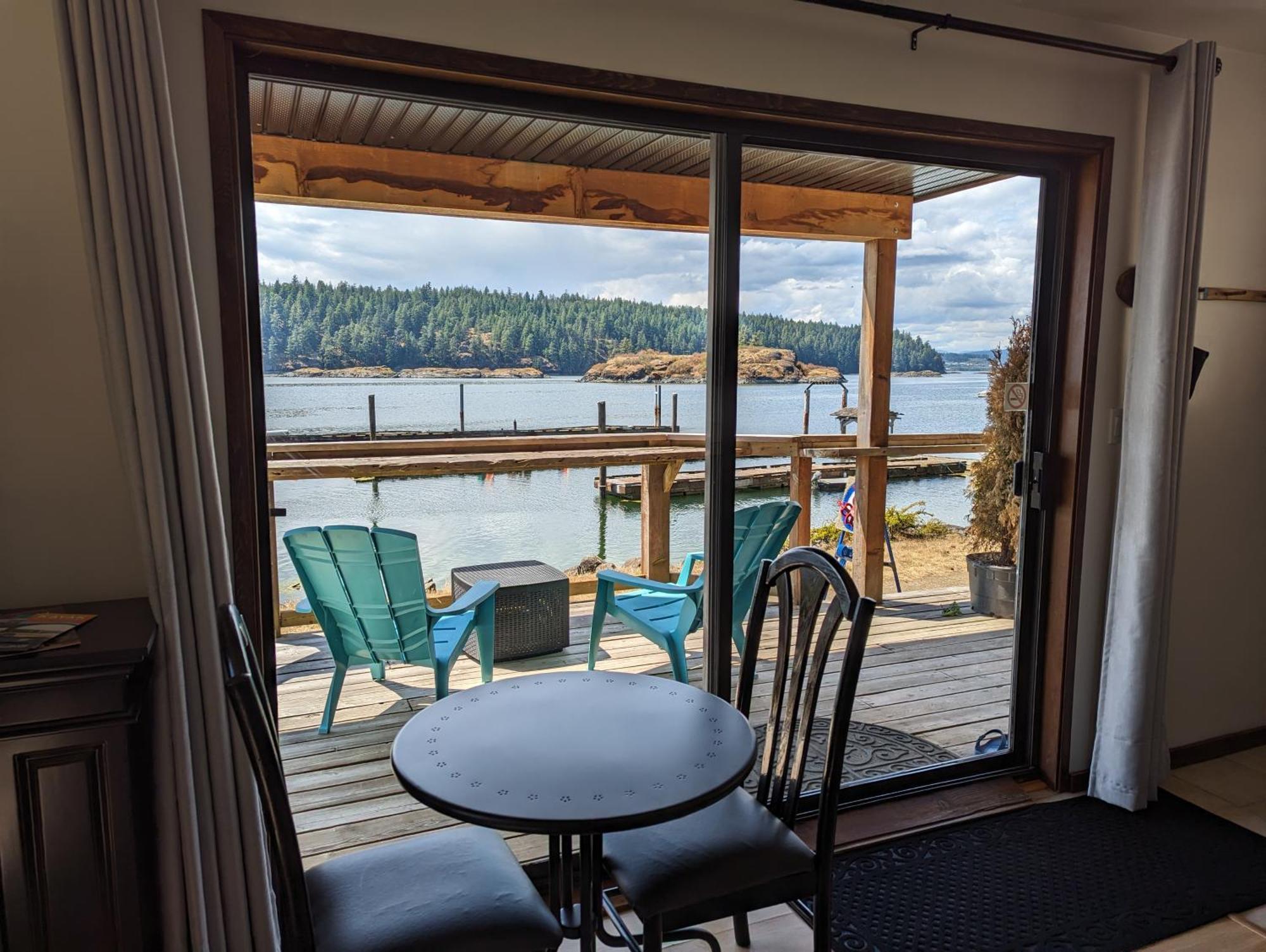 Jade Resort-Oceanfront Suites In Gowlland Harbour Heriot Bay Exterior foto